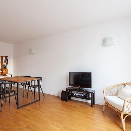 Spacious 1Br | Near City Center & Baby-Friendly! Apartment Лион Екстериор снимка