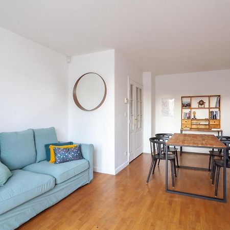 Spacious 1Br | Near City Center & Baby-Friendly! Apartment Лион Екстериор снимка