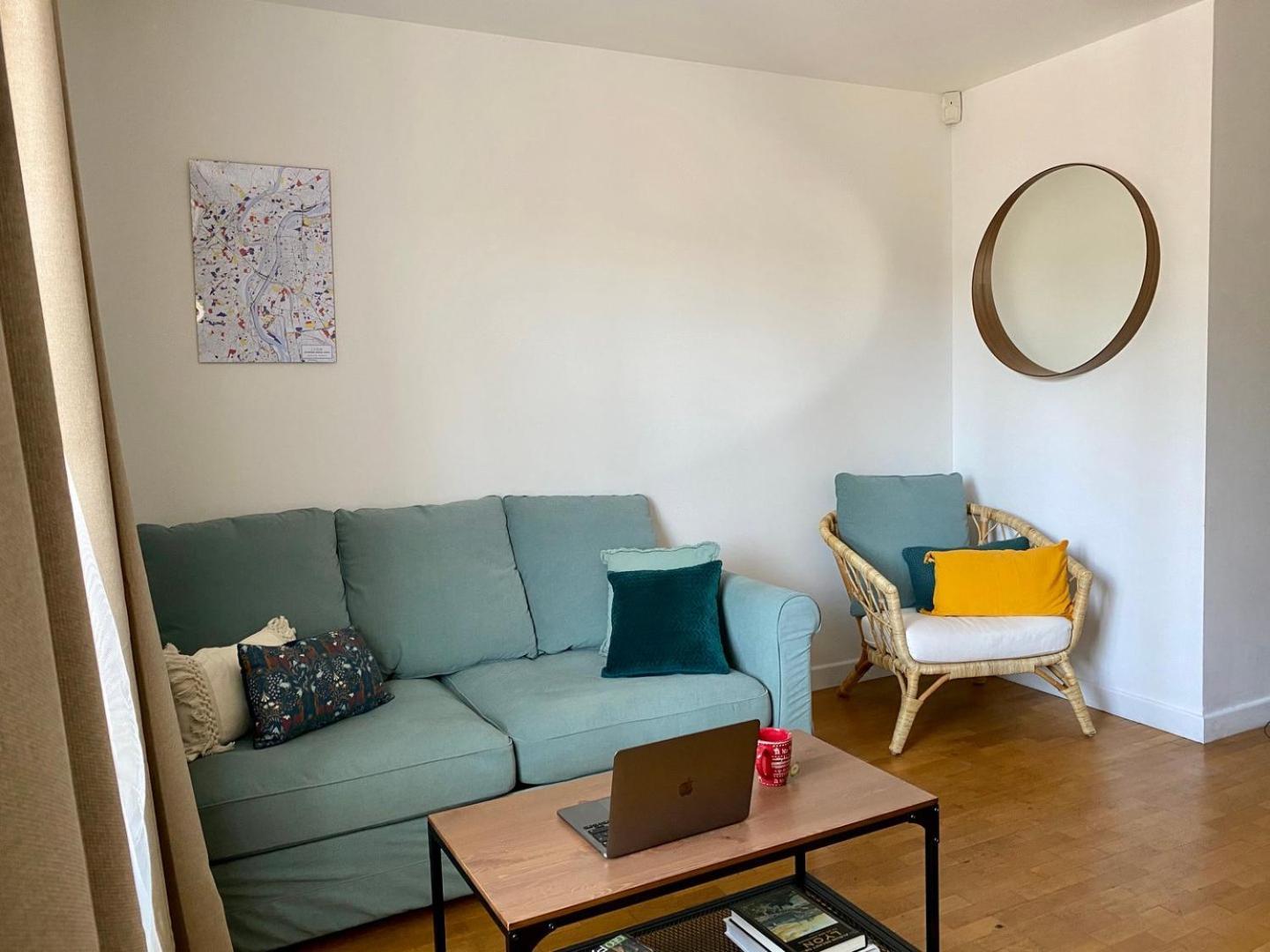 Spacious 1Br | Near City Center & Baby-Friendly! Apartment Лион Екстериор снимка