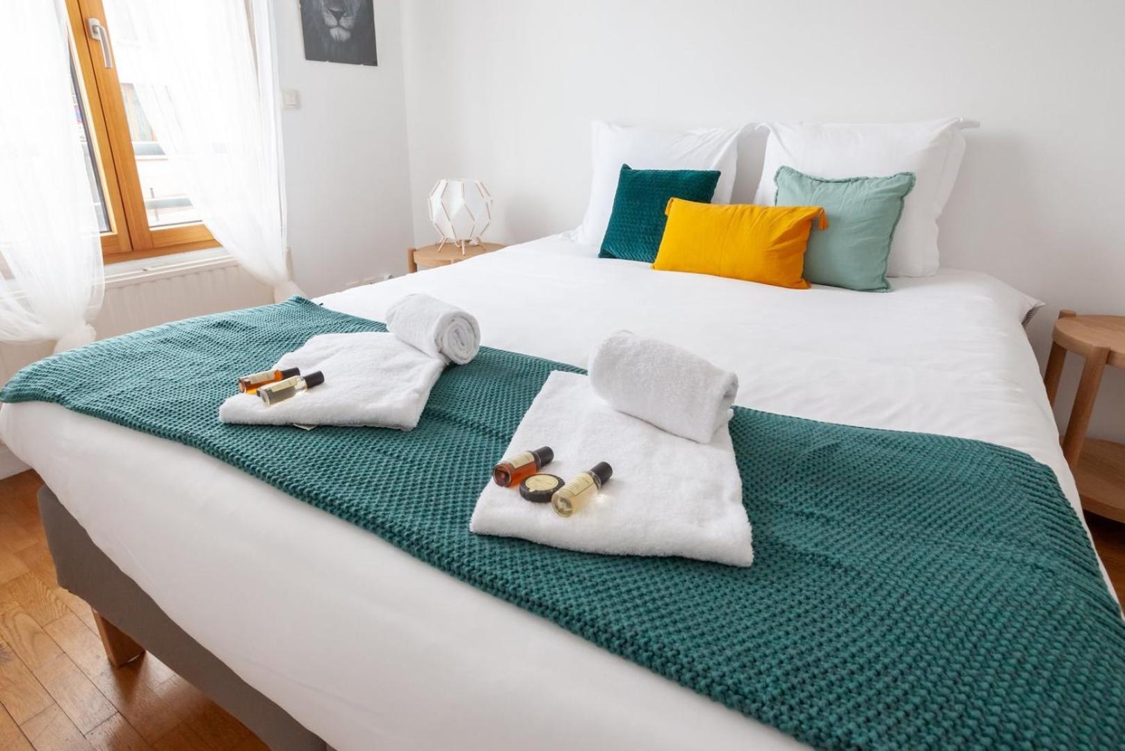 Spacious 1Br | Near City Center & Baby-Friendly! Apartment Лион Екстериор снимка