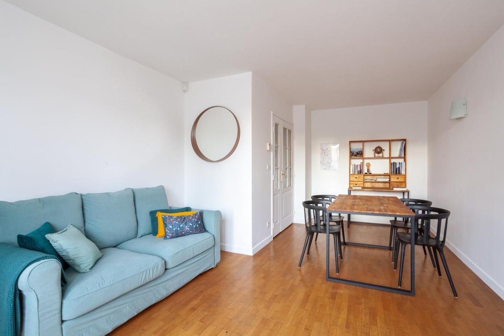 Spacious 1Br | Near City Center & Baby-Friendly! Apartment Лион Екстериор снимка